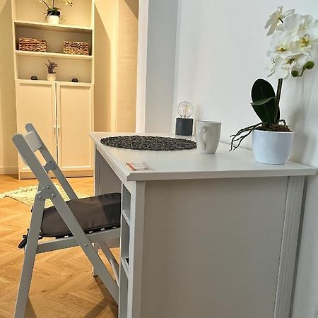 Cozy, quiet Place near Belvedere Wien Extérieur photo