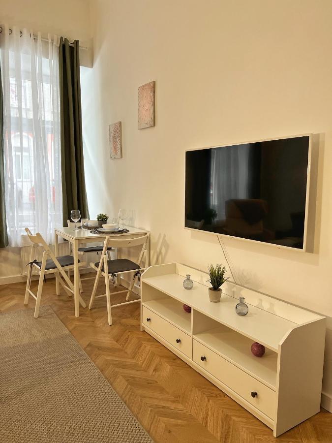 Cozy, quiet Place near Belvedere Wien Extérieur photo